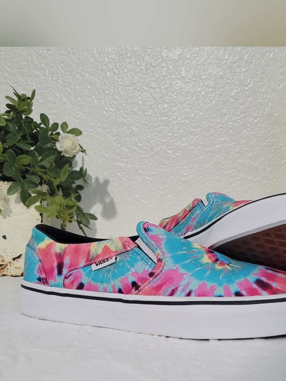 NWOT Vans Asher Slip-On Sneaker Women’s Size 9 Canvas Rainbow Tie Dye Multicolor - Picture 4 of 8